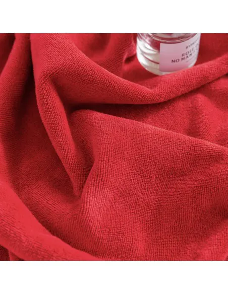 Quick-drying red microfiber towel Quick-drying red microfiber towel