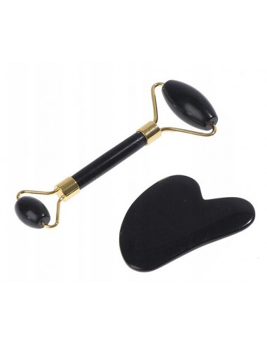 Face massager with GUA SHA plate